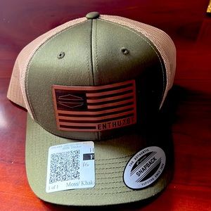 NWT Authentic SnapBack Enthuzst American flag, OD Green Desert storm mesh back